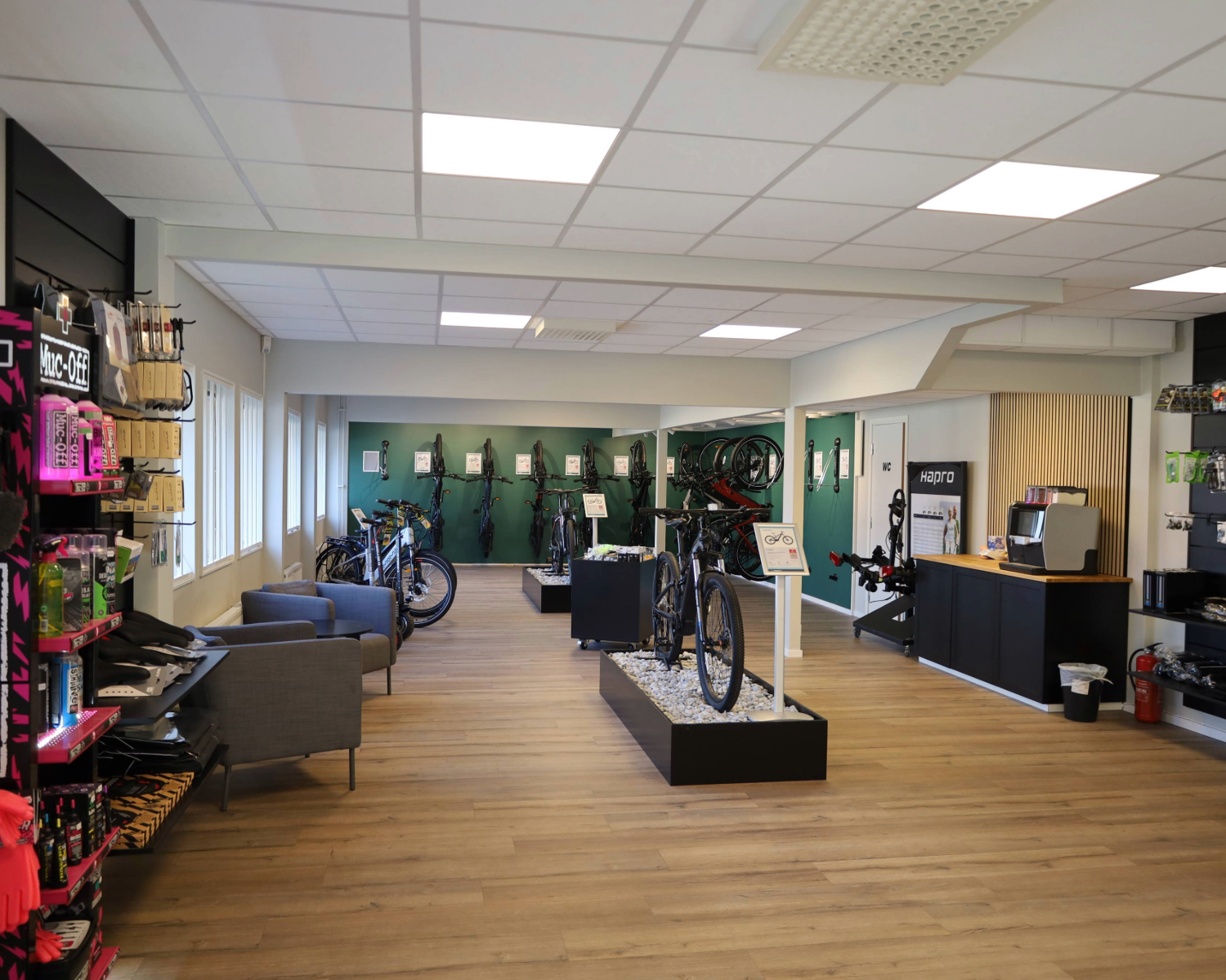 E-Wheels G&ouml;teborg &ndash; interi&ouml;r med elsparkcyklar