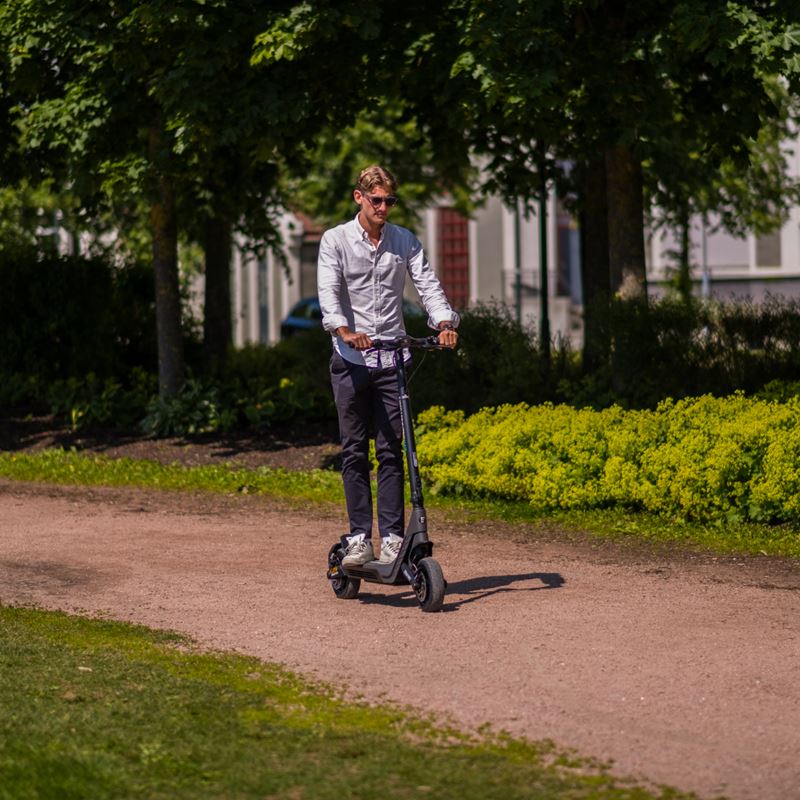 E2S Urban Max - P.fri- Grå (20 km/h)